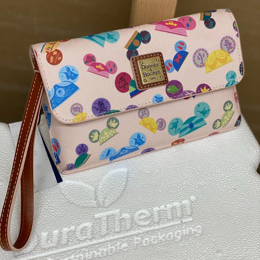 NWT Disney Dooney & Bourke Princess Ear Hat Pink Wristlet Wallet